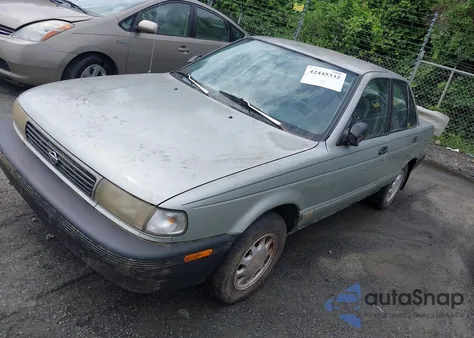 1993 Nissan Sentra E/Xe/Gxe z USA, uszkodzony, nr VIN 1N4EB31F4PC731095
